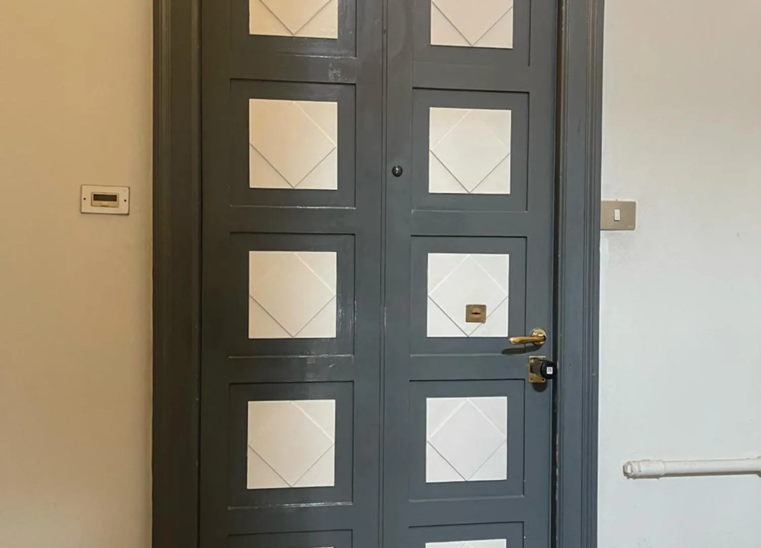 Bilocale Zona Navigli Apartman Milánó